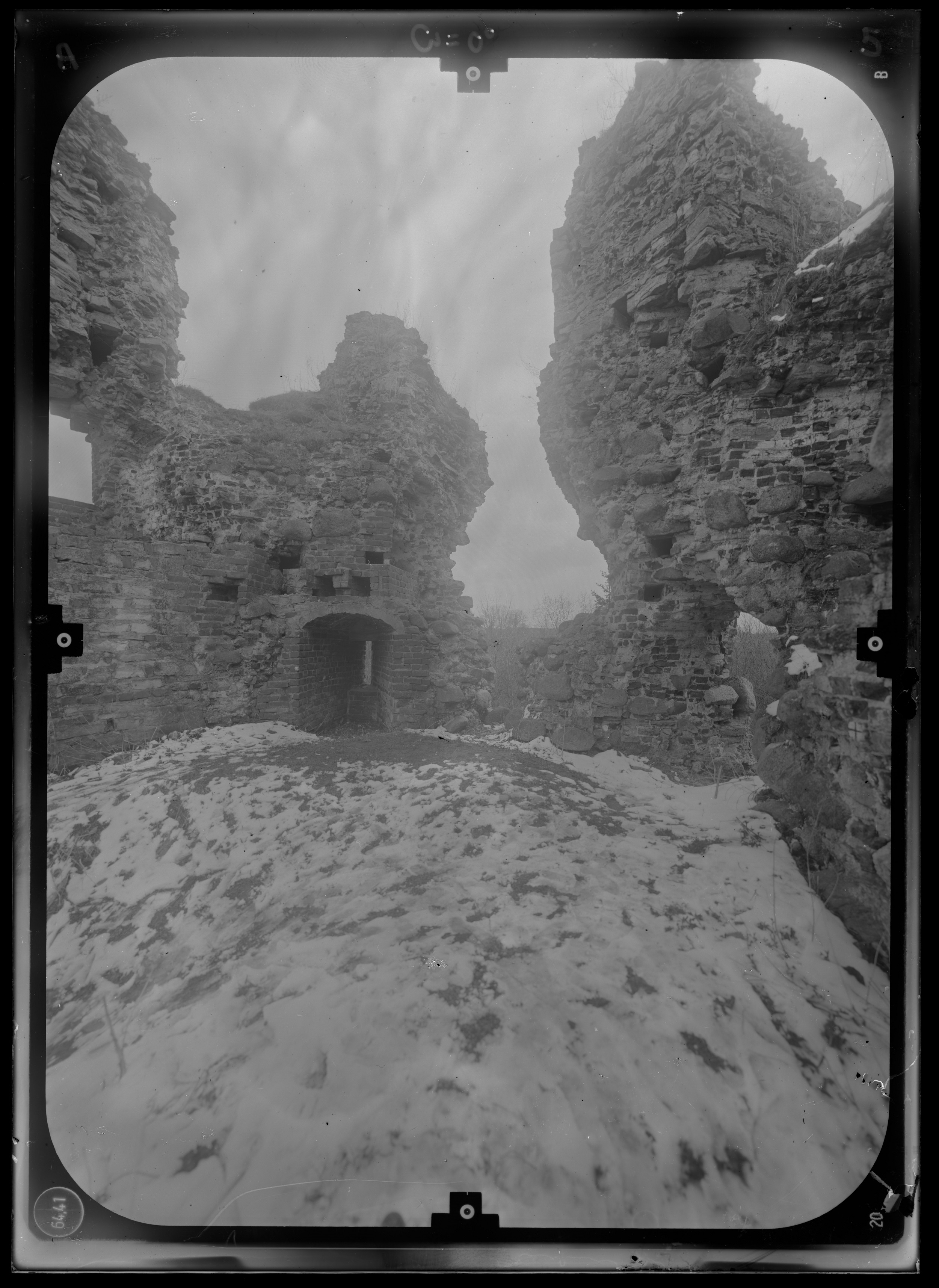 Vastseliina Fortress A5-0 - Vastseliina Bishop Castle and Fortress. Photogrammetric survey 1991