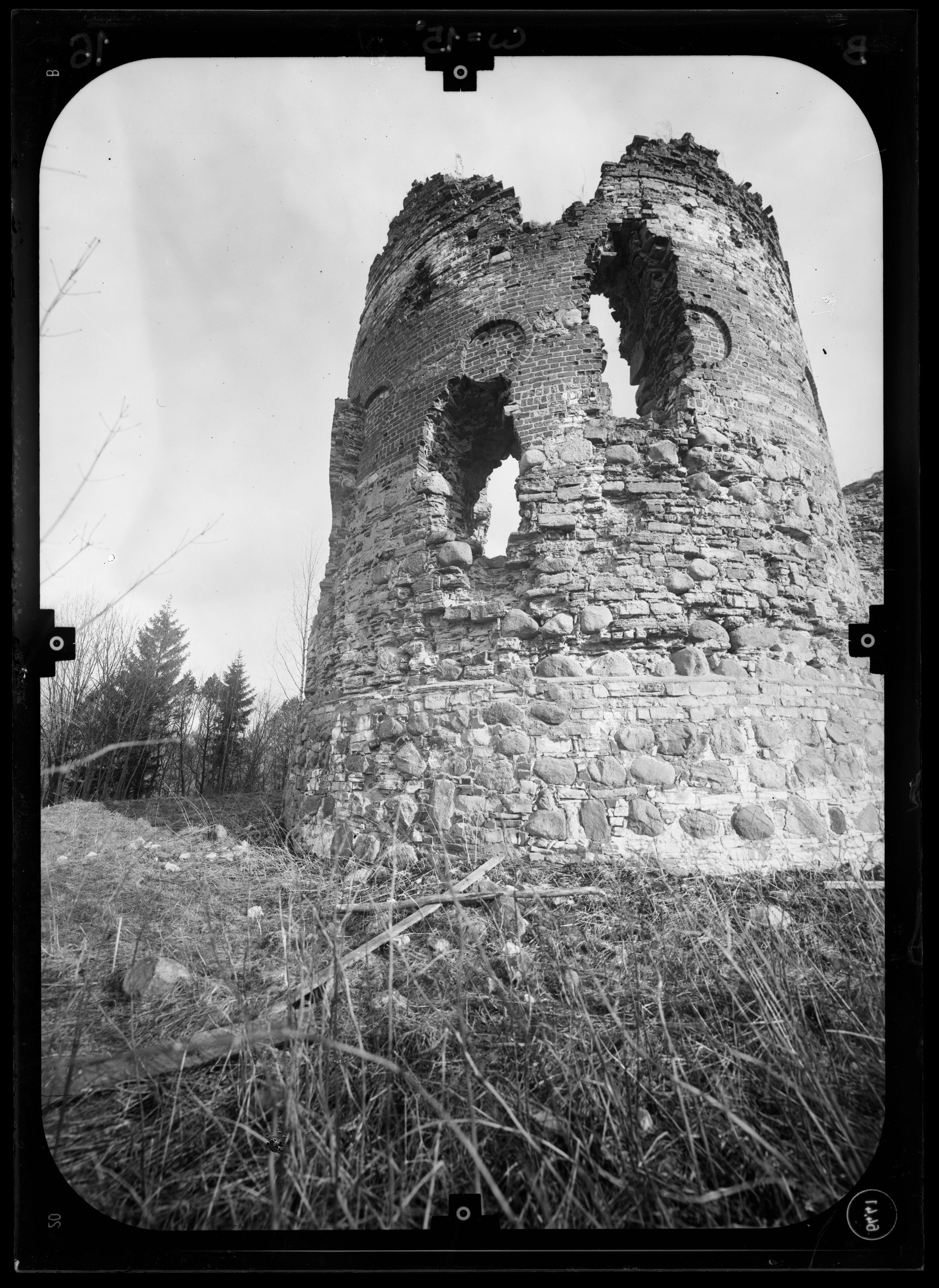 Vastseliina fortress B16-15 - Vastseliina Bishop Castle and fortress. Photogrammetric survey 1991