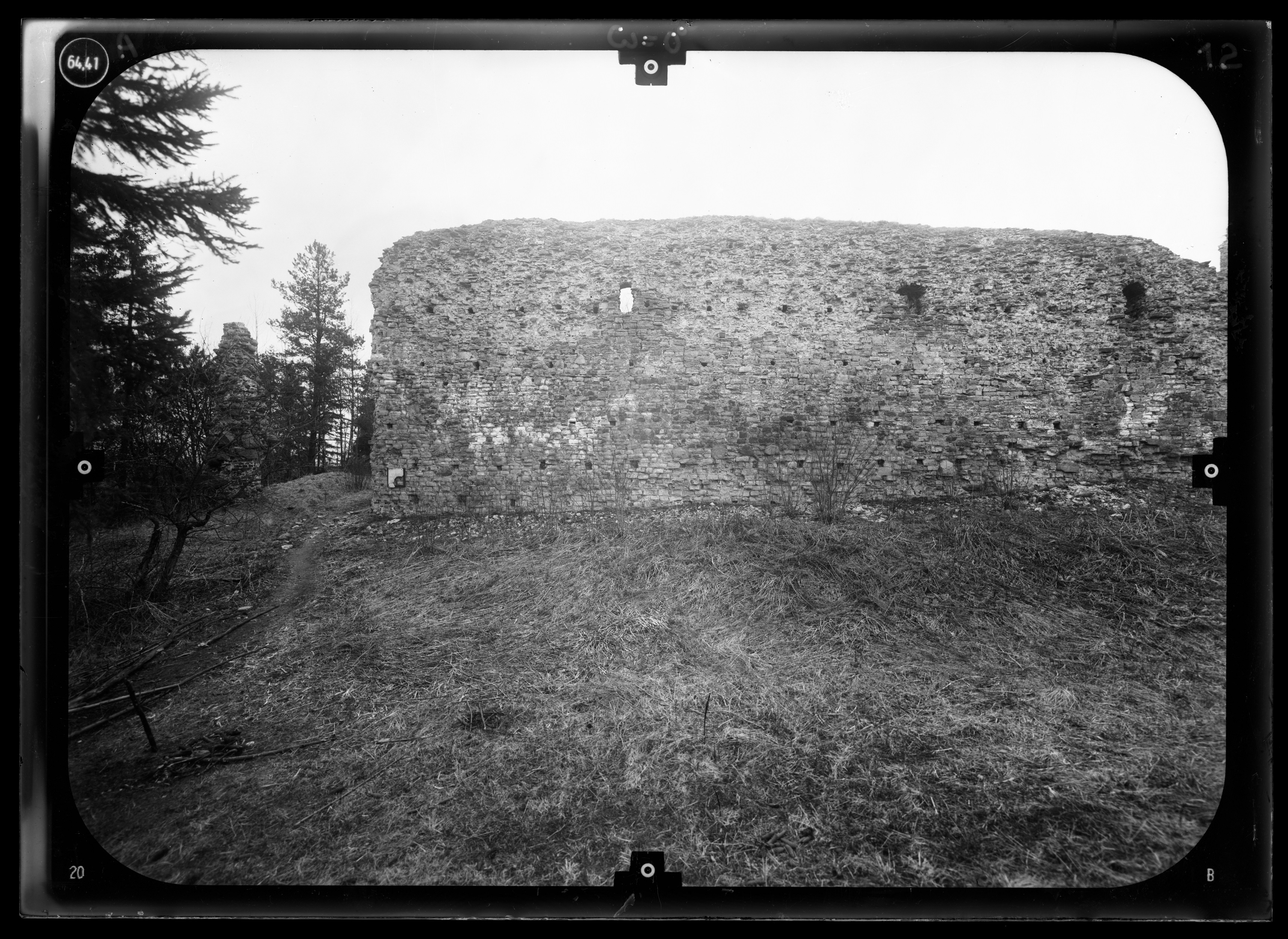 Vastseliina fortress A12-0 - Vastseliina Bishop Castle and fortress. Photogrammetric survey 1991