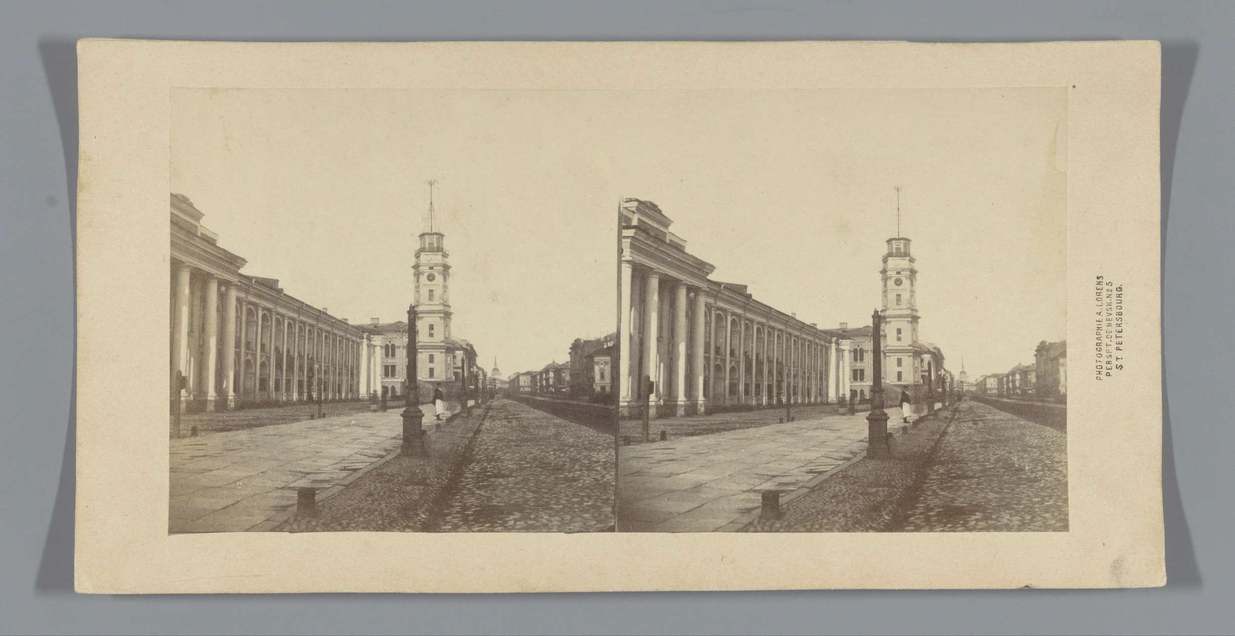 Brandwachttoren op de Nevski Prospekt in Sint-Petersburg