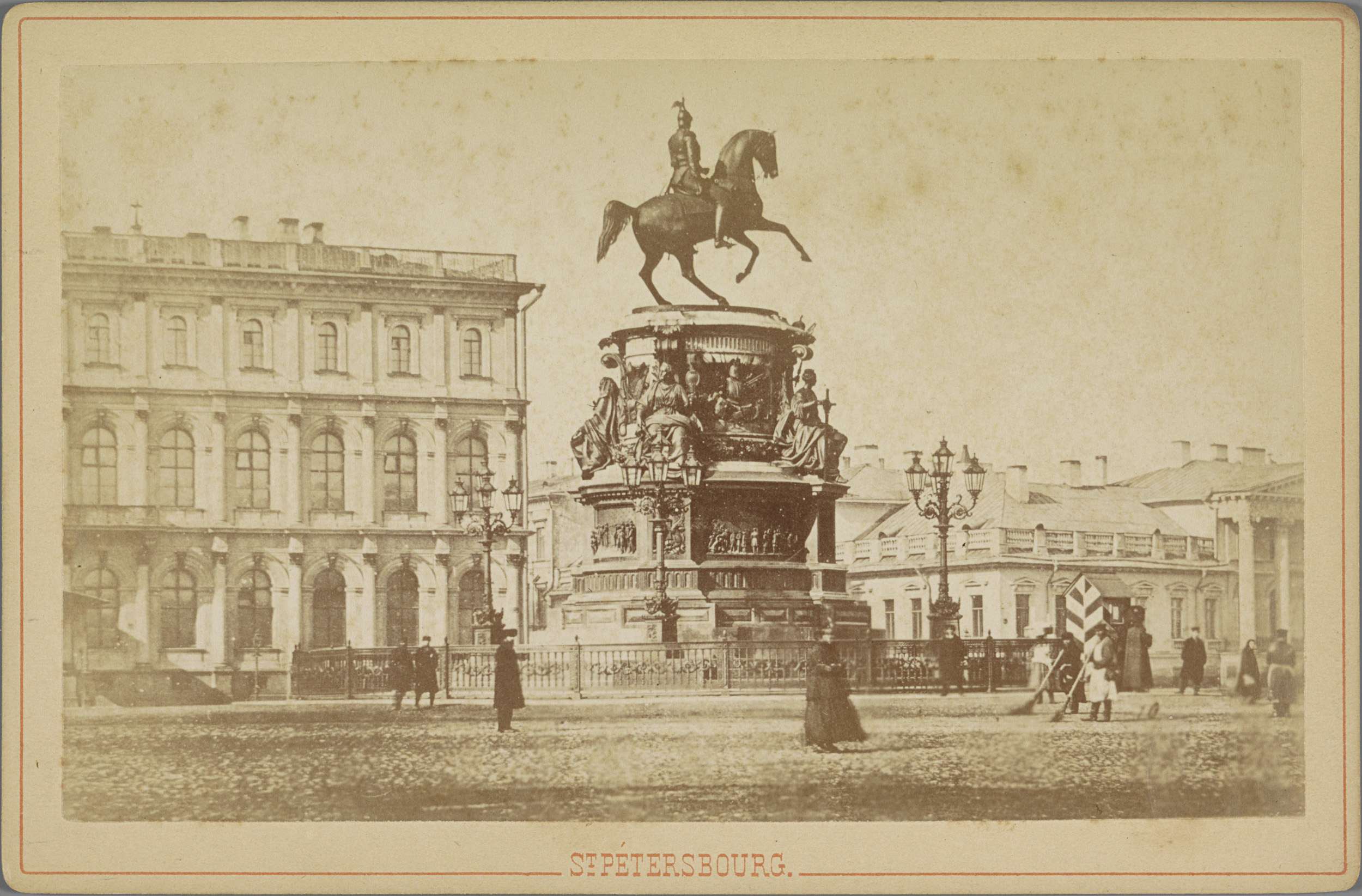 St. Petersbourg., Ruiterstandbeeld van tsaar Nicolaas I in Sint Petersburg