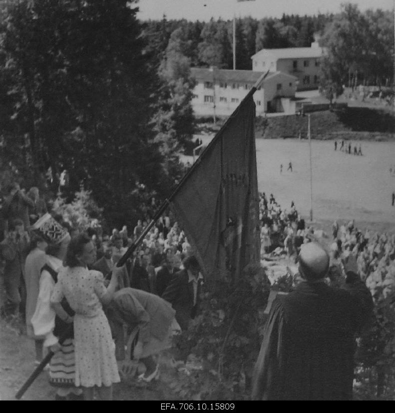 Life in Refuge.West Swedish Estonian Summer Days Price.Blessing the flag of the Boras Estonian Society.