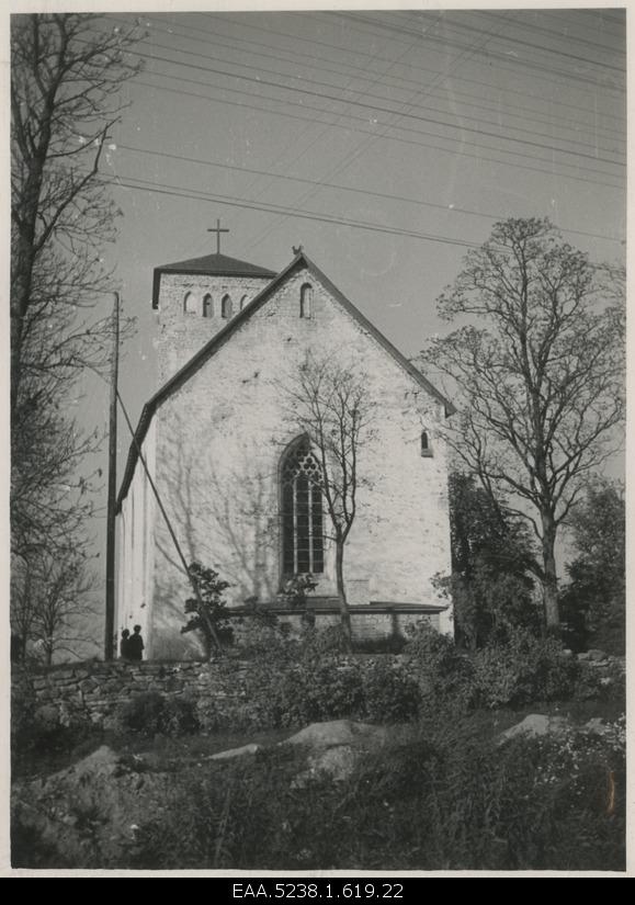 Märjamaa Maarja church from the east