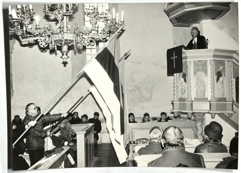 Pilistvere Church in 1988