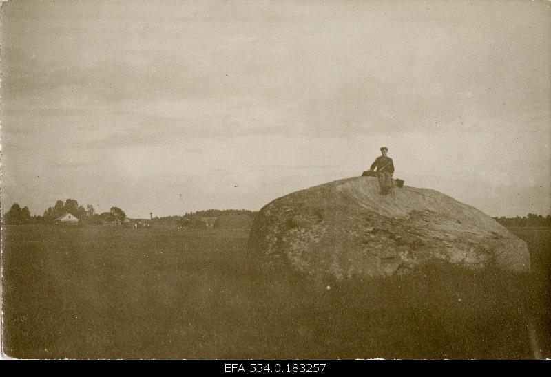 Tiru stone in Tiru farm field.