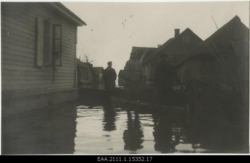 Expedition flooded to the Piirissaare in spring 1924, expeditional introducing the state of the Piir village