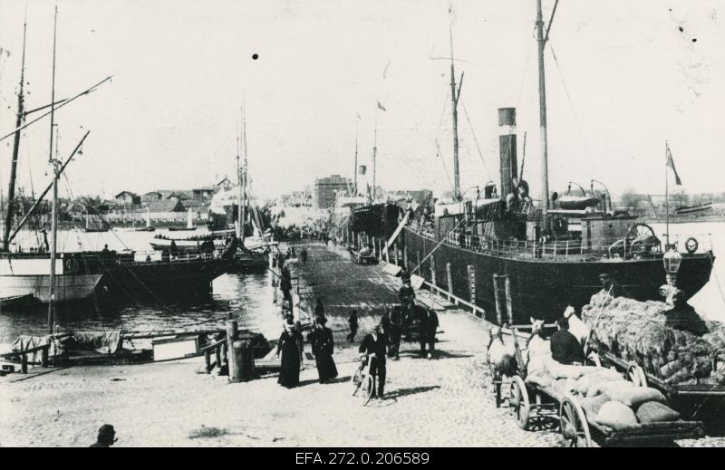 Port of Pärnu.