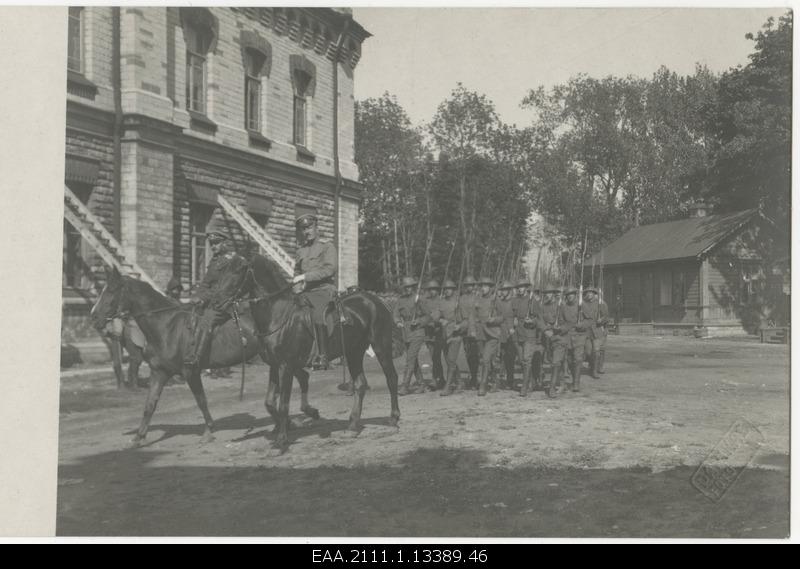The War of Independence, Cathedrals of the War School of the Republic marching at the courtyard of the School Building of Tehnika Street