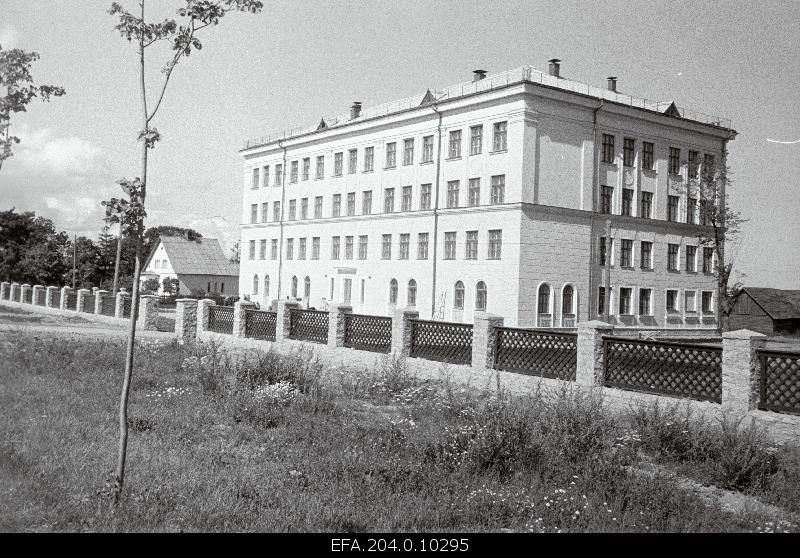 Kohtla-Järve new secondary school building.