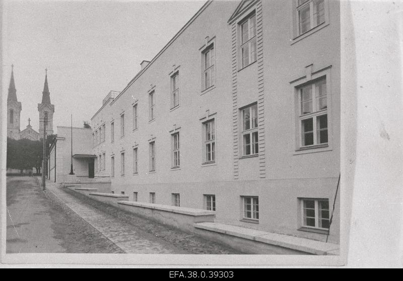 Luise Street school building in Tallinn.