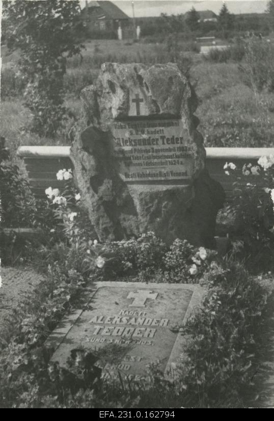 German occupation in Estonia. Kadett Aleksander Teder's grave at the Tartu Defence Forces cemetery (falled 1st dec.1924)