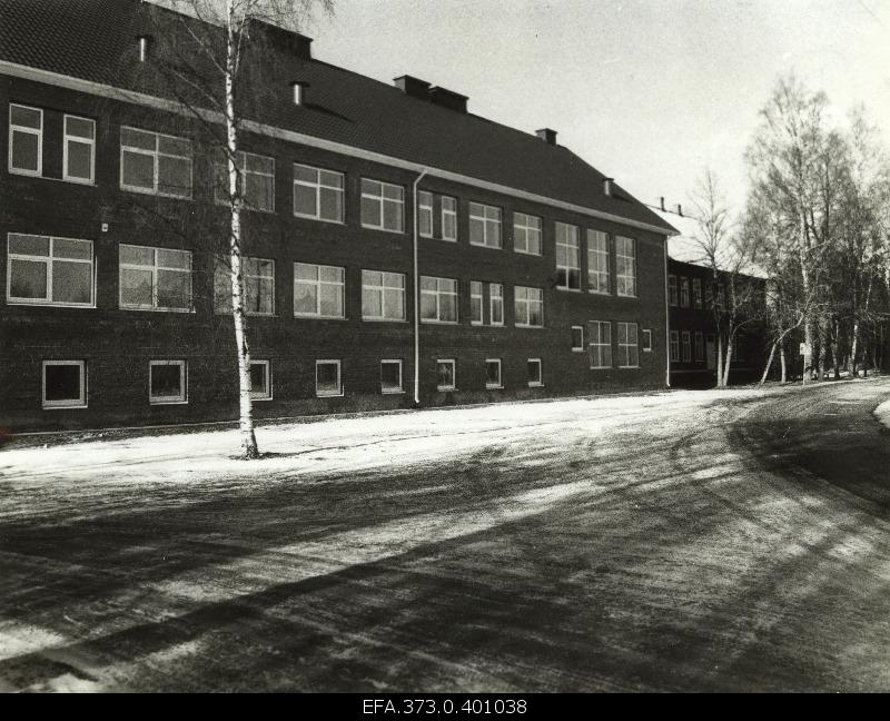 View of Lohusuu Main School building.