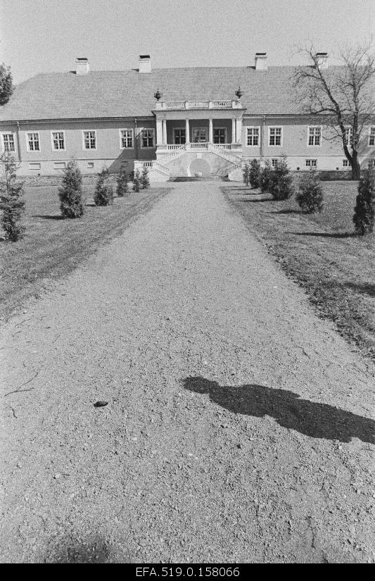 Sagadi Manor building, where the training centre is located.