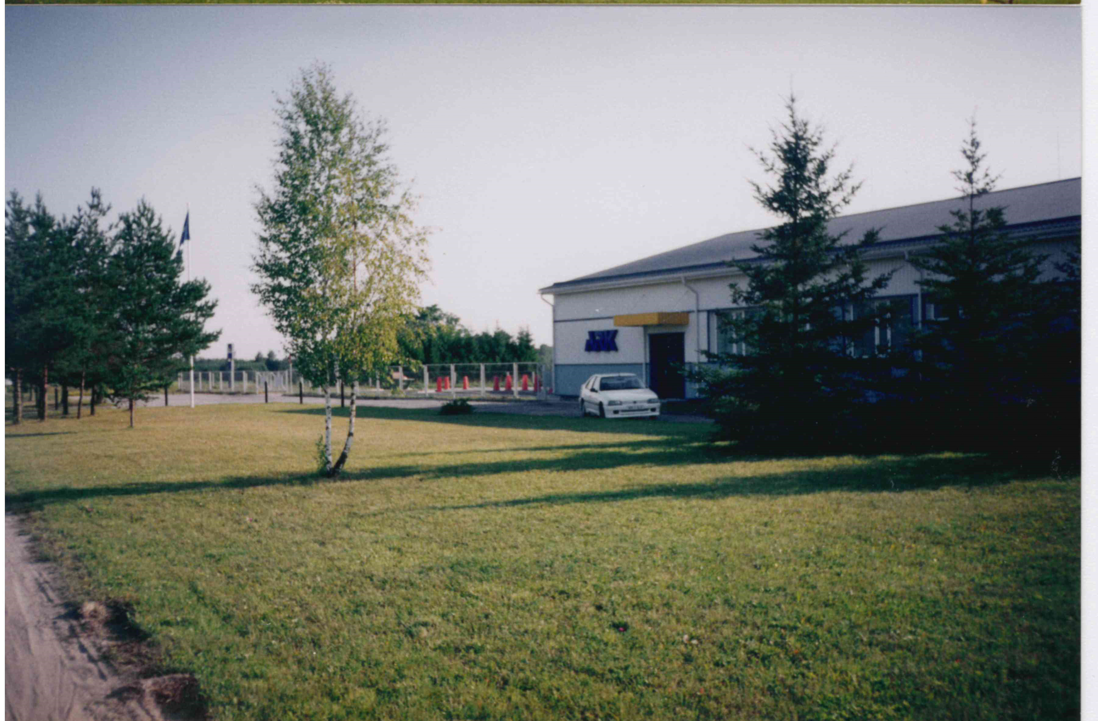 Car registration centre