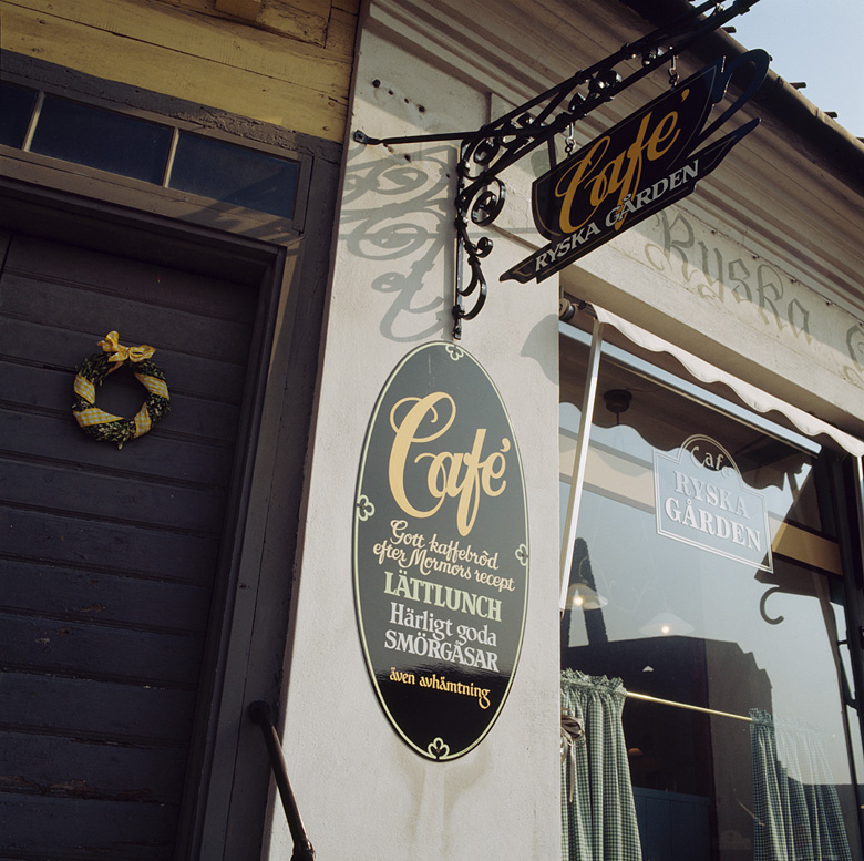 Visby innerstad. Café Ryska Gården vid Stora torget.