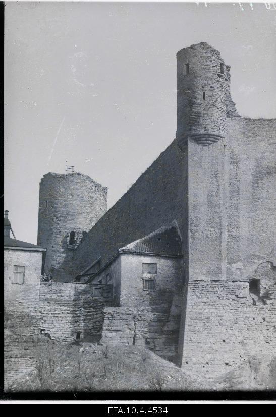 View of the walls of Toompea fortress.