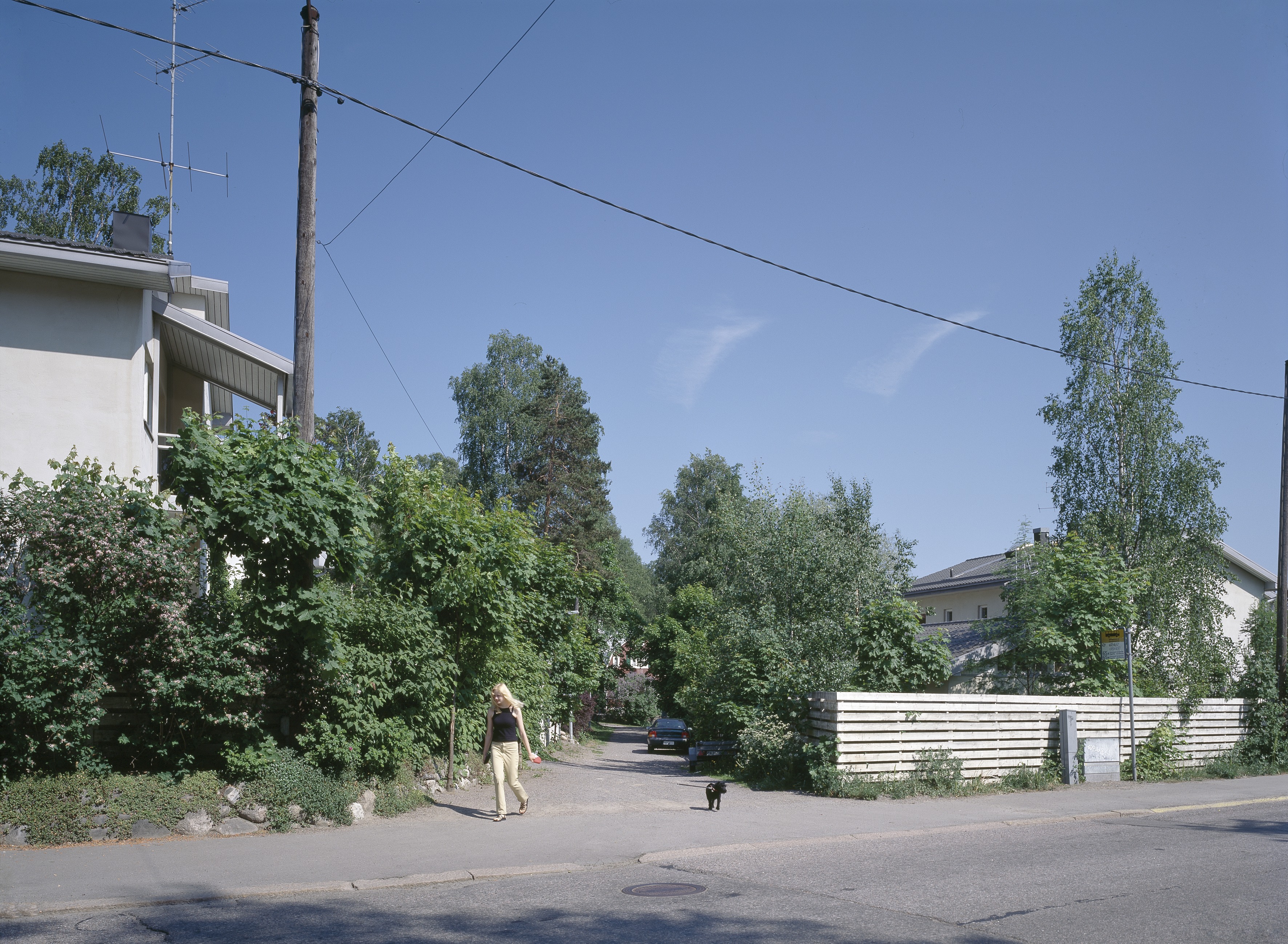 Jokiniementie 11, Veräjämäki, Oulunkylä.