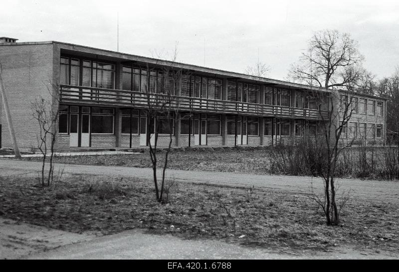 View of the building in Antsla sovhoostehnika.