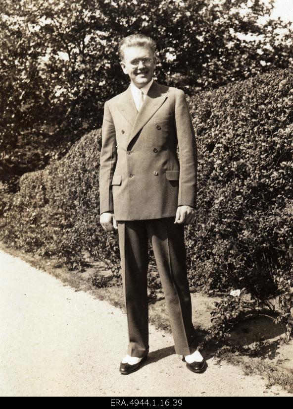 Ernst Jaakson Sea Brightis.
