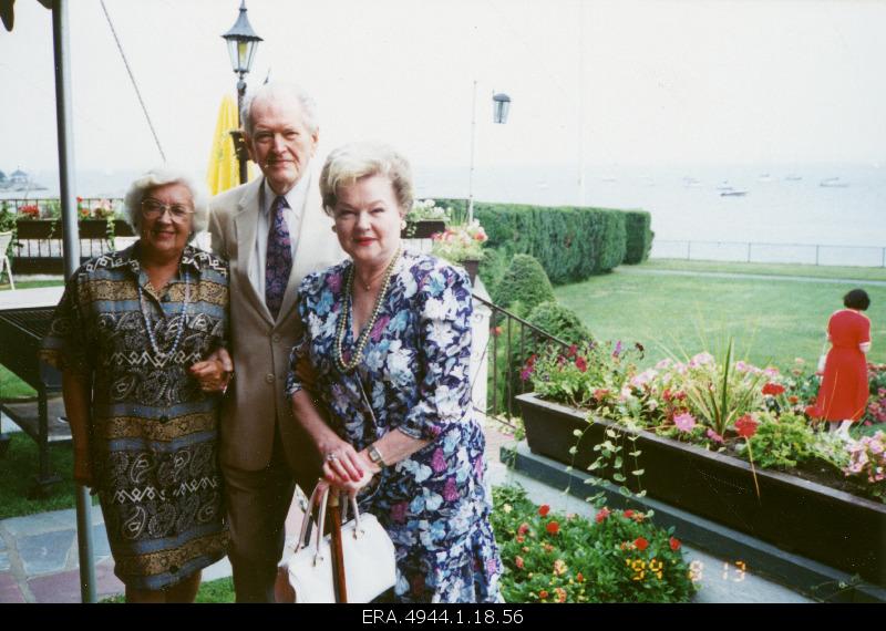 Ernst Jaakson with friends in Larchmont Shore Club.