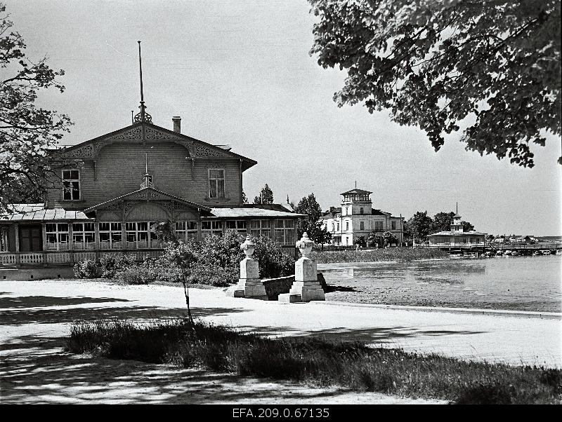 View Haapsalu beach and resort.