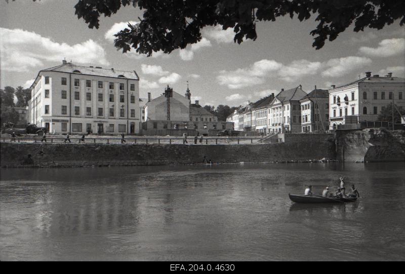 View of Tartu from Emajõel.