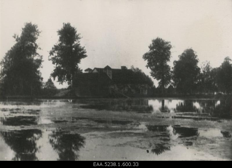 Kiltsi manor waterwater
