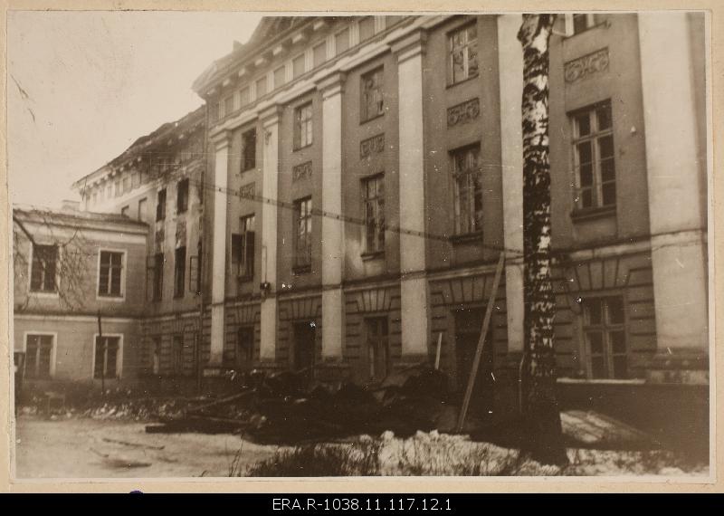 Fire at the main building of Tartu State University, University 18 - event date 21.12.1965. View of the main building of the TRÜ.