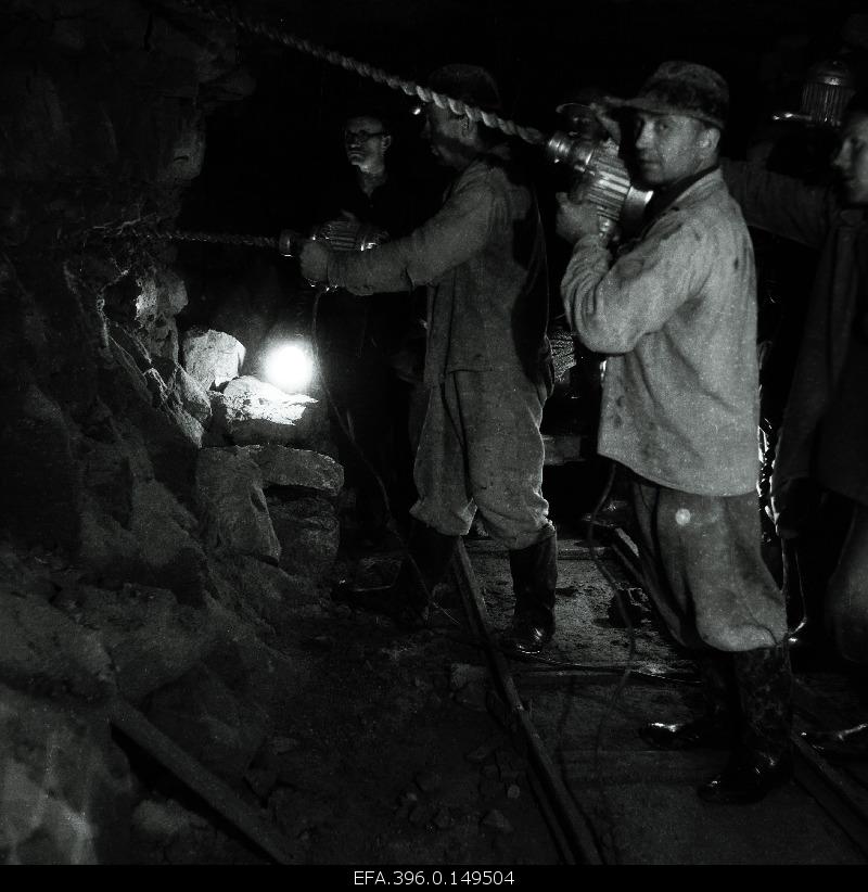 Miners in the underground mining of Kohtla-Järve.