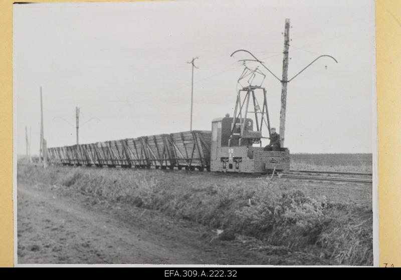 Freesturba exit with electrified mining locomotive Tootsi Turbabriquet in the combinate.