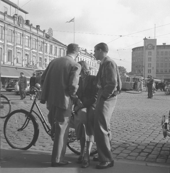 - photographers - - Gustav Adolfs torg, gatuliv - Stockholm - Photo: Gunnar Lundh / Malmö Museer