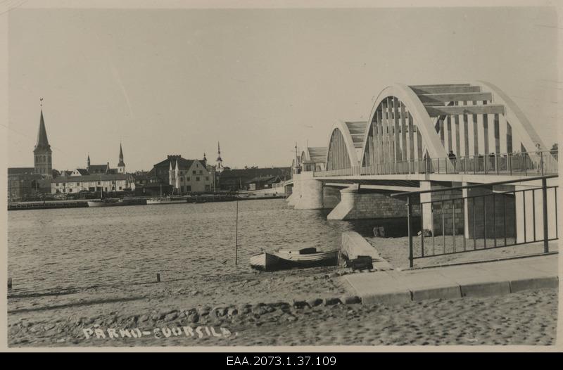 Pärnu Great Bridge, on the left Pärnu Nikolai Church