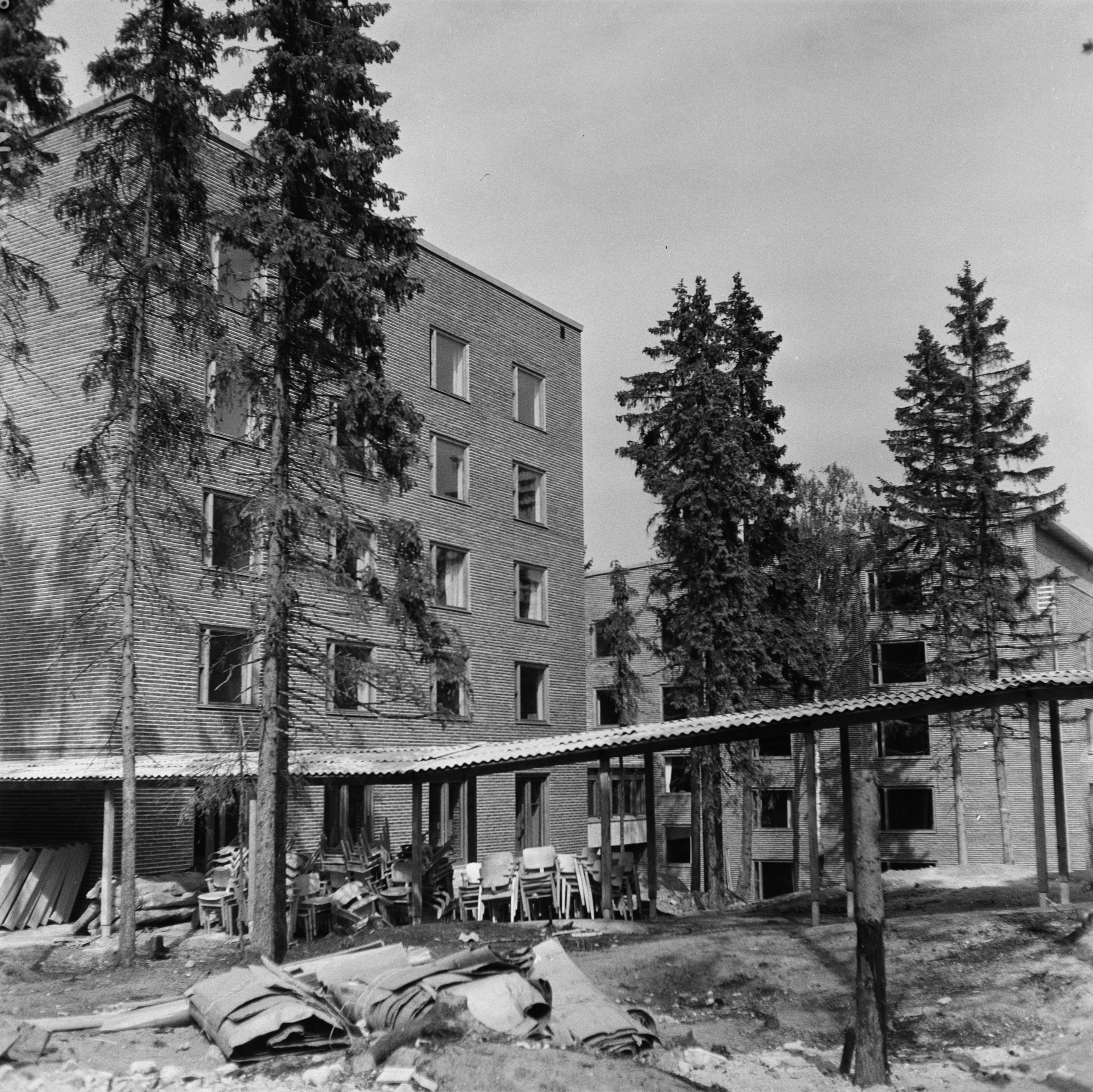 Helsingin olympialaiset 1952. Otaniemen kisakylä sosialistimaiden miesurheilijoille.