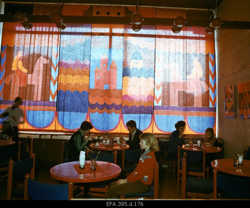 Indoor view of the Children's Café Vigri.