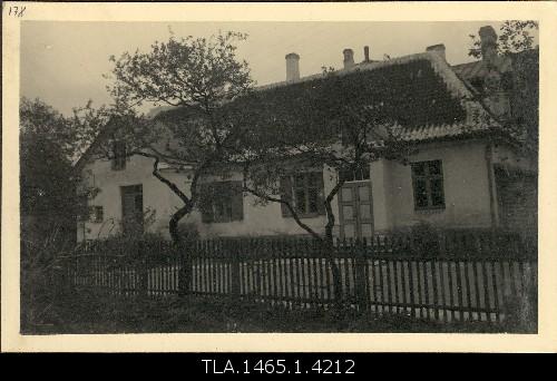 Prayer house on Kaupehe Street. Dismantled in 1934.