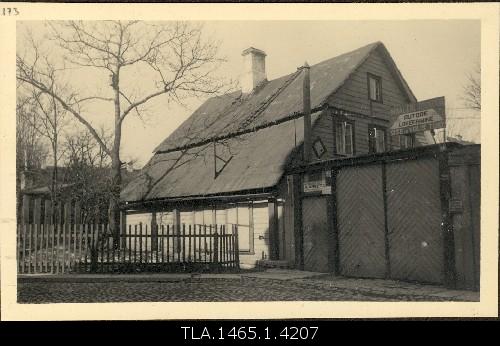 Gonsiori Street house, dismantled in 1935.