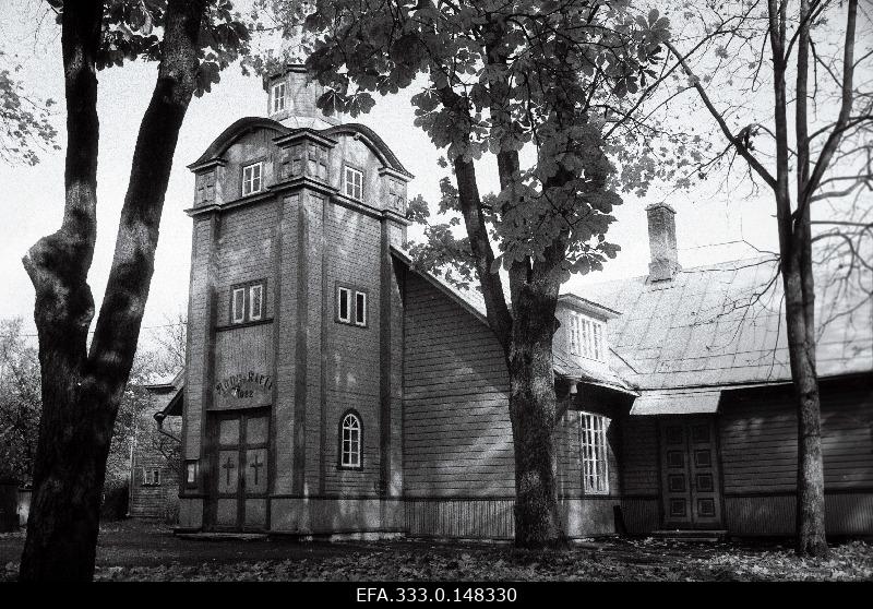 View of the Nõmme Peace Church at the corner of the Railway and Võsu Streets.