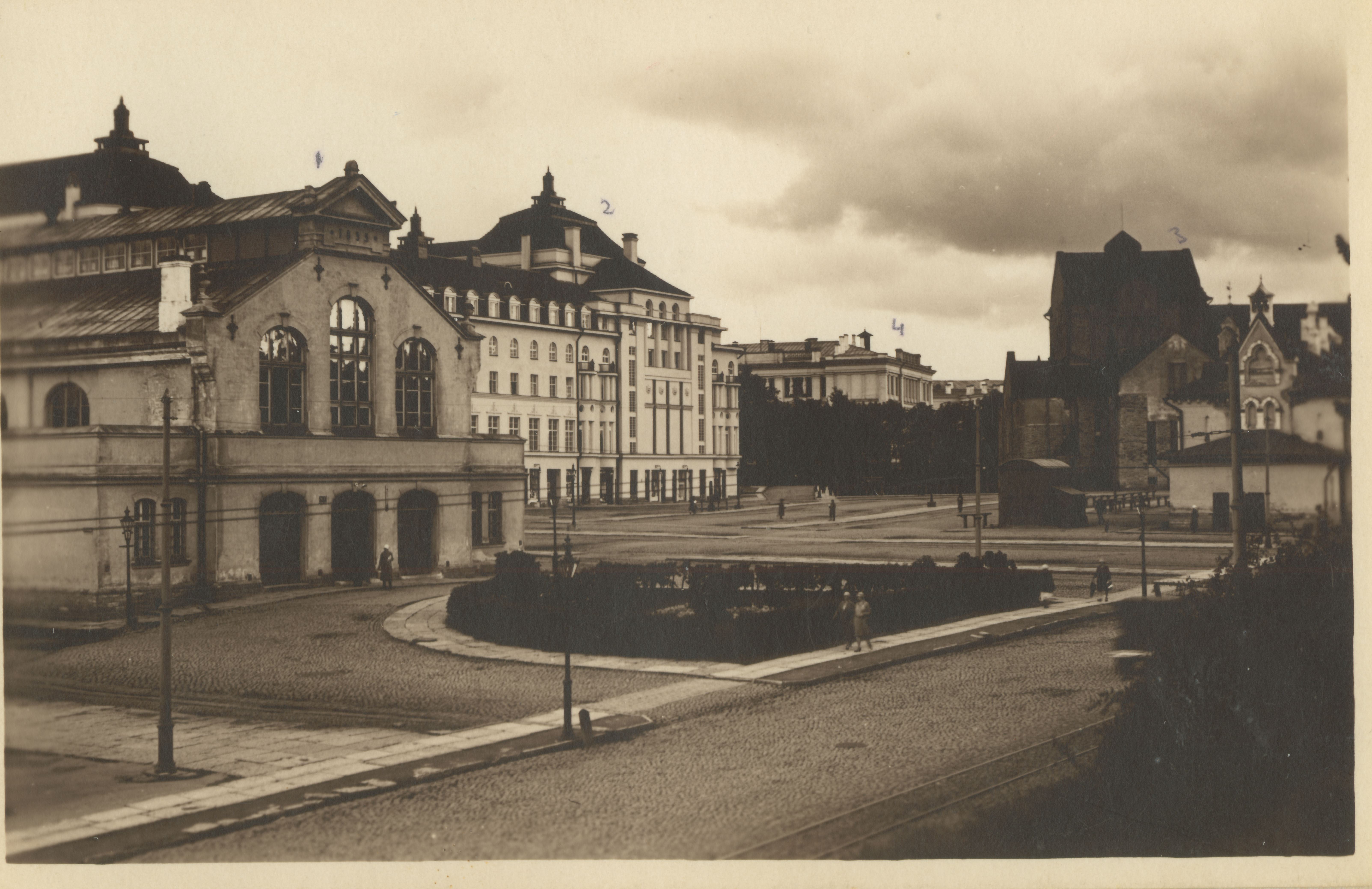 TLA 1465 1 7255 - view of the Pärnu highway towards the new market building, Estonia theatre, Reaalgümnaasium and German theatre (current Drama Theatre)