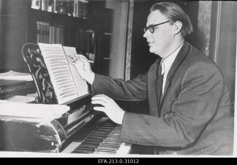 Composer Heino Tamberg.