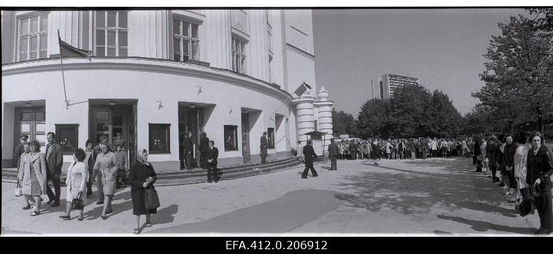 The funeral service of Georg Otsa, the singer of the Soviet Union's folk artist in Rat Estonia.