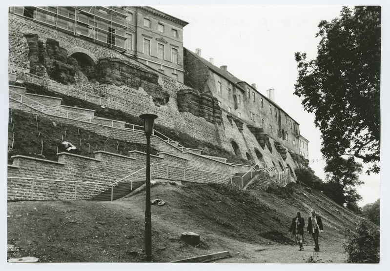Tallinn. View of the Toompea Wall and Patkuli staircase by Nunne Street