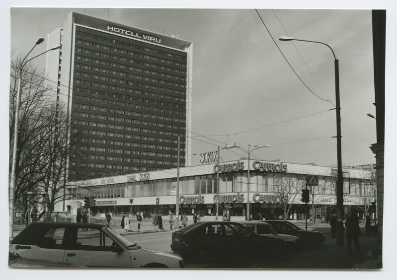 Tallinn. Hotel "Viru", "Sokos", "Carrols" - viewed by "Estonia"