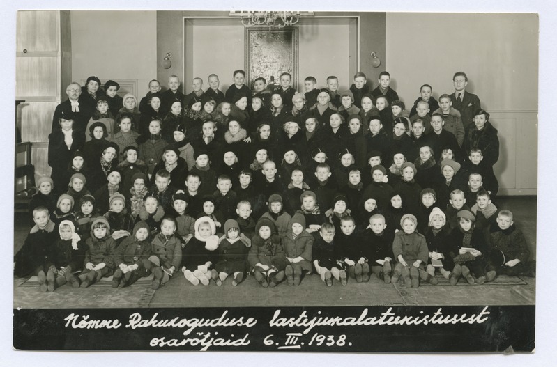 Group picture. Participants in the Nõmme Peace Society's Children's Service. 6. 03. 1938. a