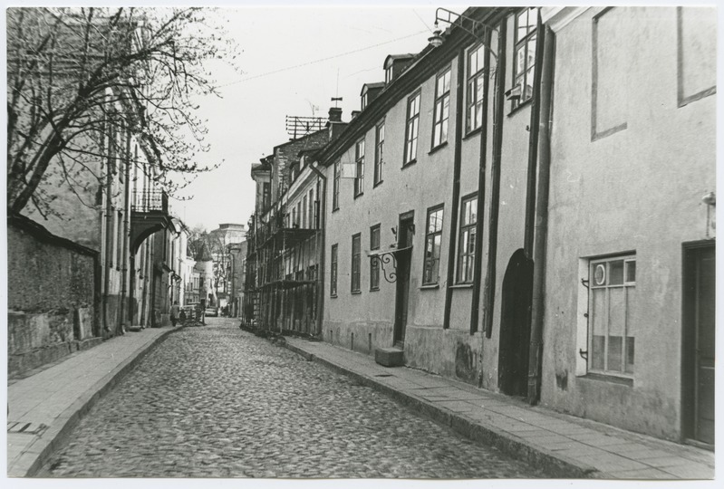 Building New Street 9, view Viru Street direction.