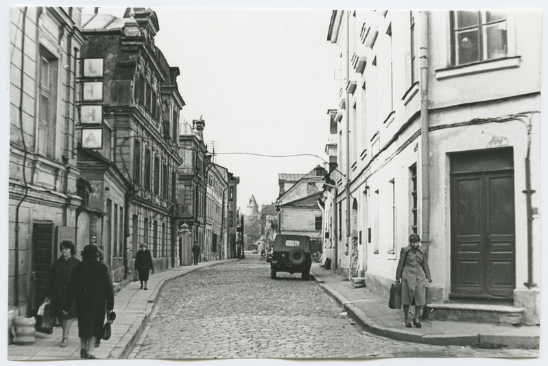 View along the new street towards Olevimäe from the corner of Ola-Viru Street.