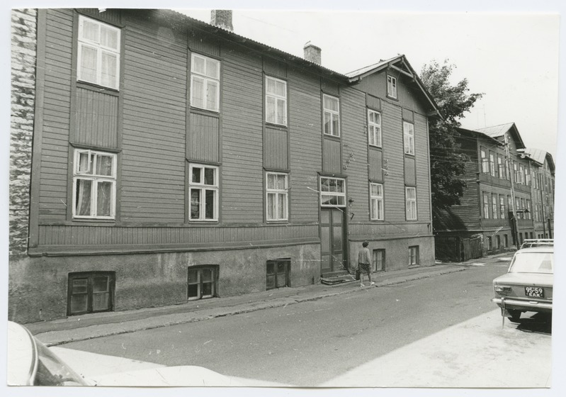 Double wooden building, Peeter Süda Street 12.