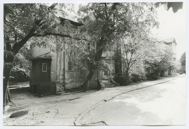 Peeter Süda Street 3 building courtyard view.