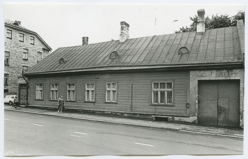One-time wooden building, Paldiski highway 5.
