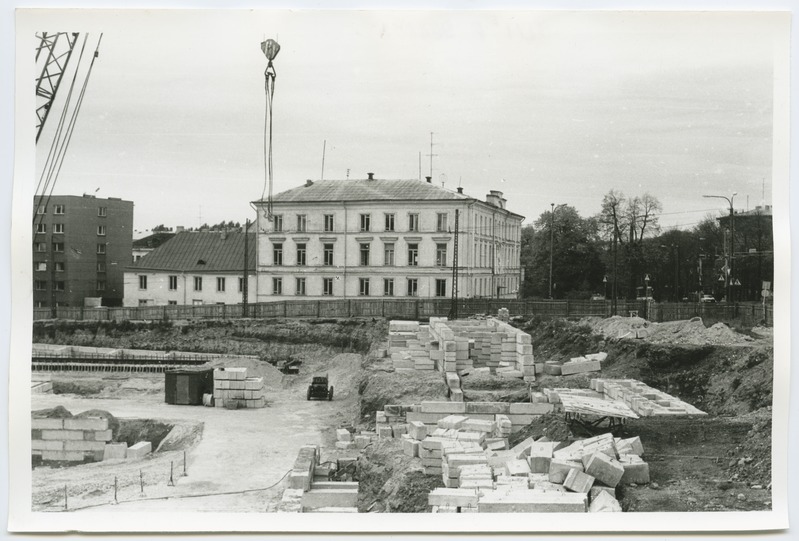 Construction of the library in Tõnismäe