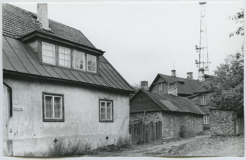 Tallinn. View of the building of Väike-Kompass t. 3 and its surroundings